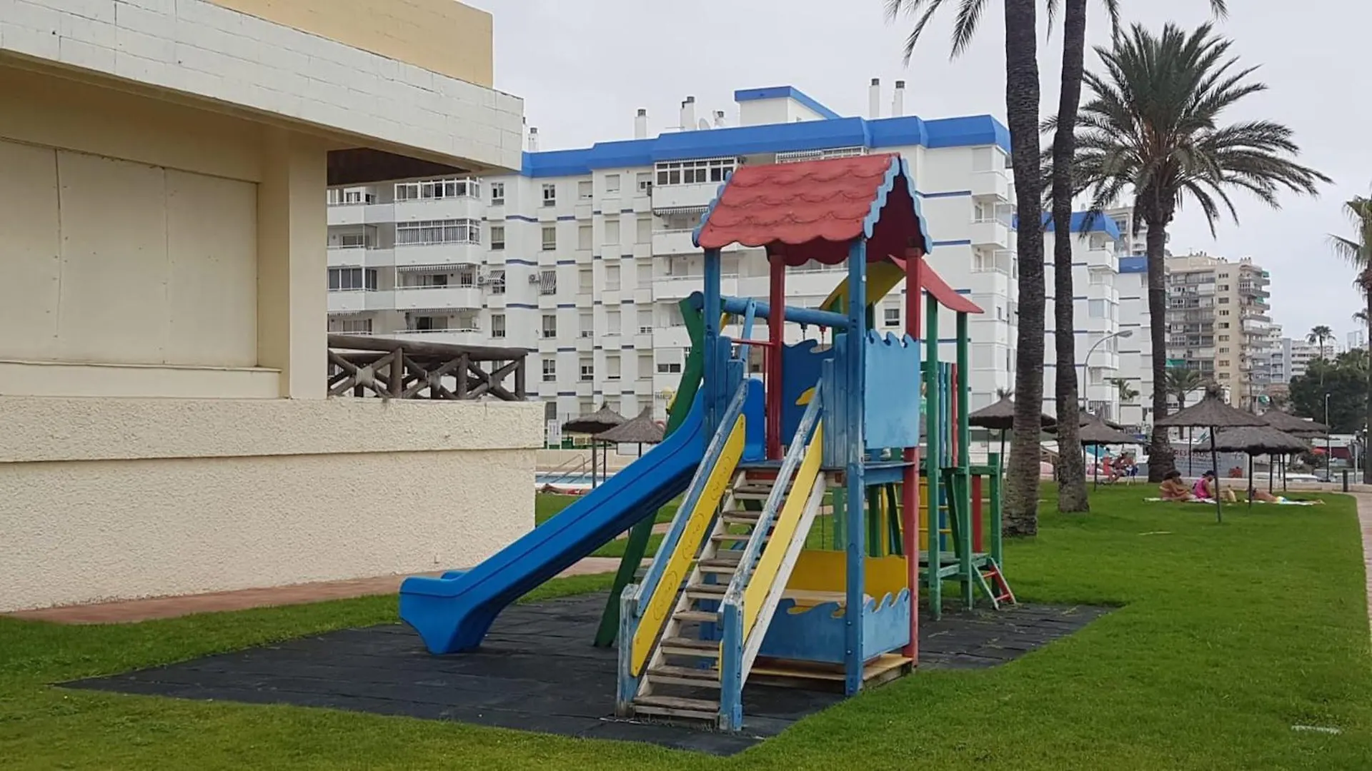 H2M Aloha Playa 1St Line Beach Terrace And Pool Benalmádena 0*,  España